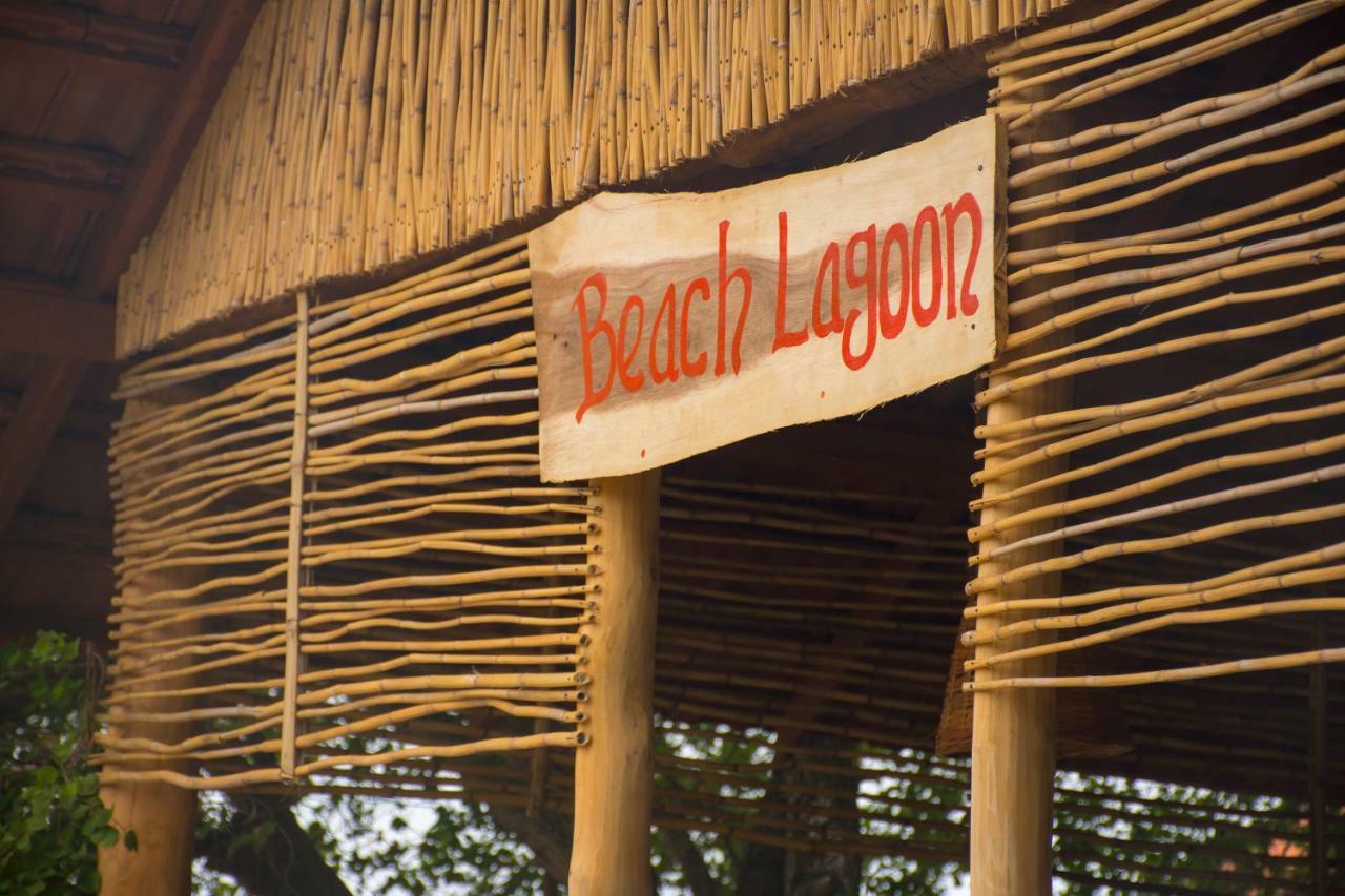 Beach Lagoon Parans Hotel Arugam Bay Exterior photo